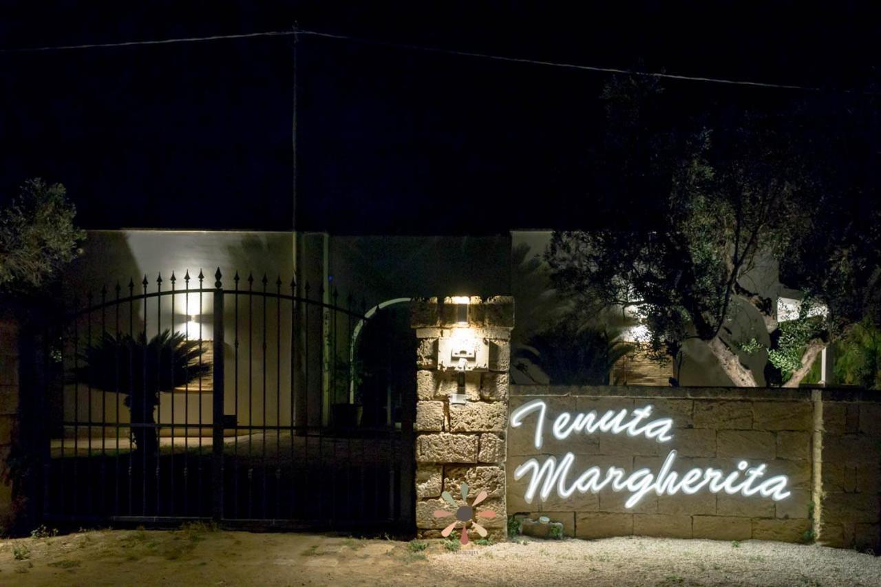 Agriturismo Tenuta Margherita Torre Lapillo Dış mekan fotoğraf